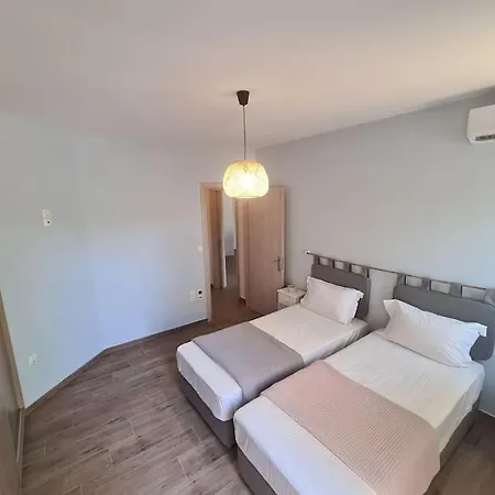 Philoxenia Home Oropos / Just Moments From The Sea Nea Palatia Exterior photo