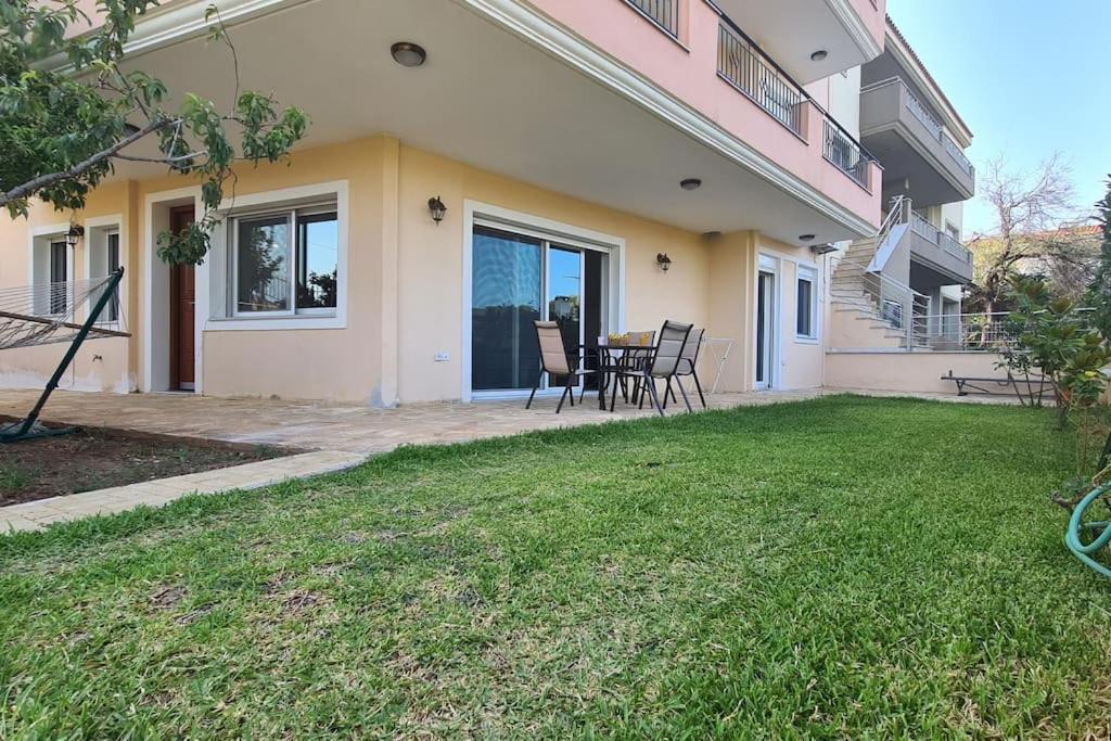 Holiday home Philoxenia Oropos / Just Moments From The Sea *